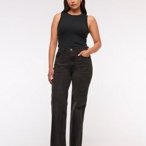 Abercrombie & Fitch High Rise 90s Relaxed Jean - Washed Black with Raw Hem